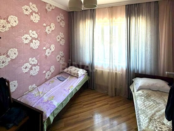 2 otaqlı Köhnə tikili, Neftçilər m., Bakı