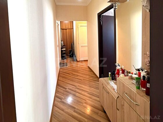 2 otaqlı Köhnə tikili, Neftçilər m., Bakı