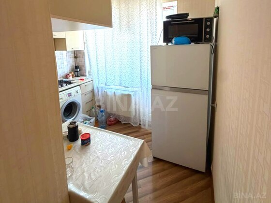 2 otaqlı Köhnə tikili, Neftçilər m., Bakı