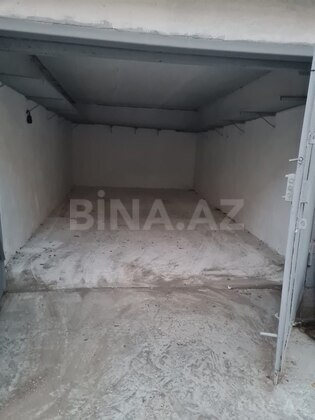Qaraj İnşaatçılar m., Bakı
