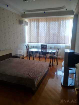 4 otaqlı Yeni tikili, Gənclik m., Bakı