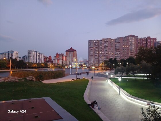 4 otaqlı Yeni tikili, Gənclik m., Bakı