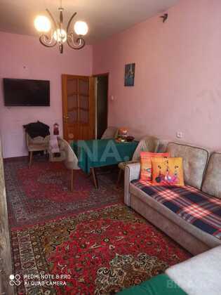 3 otaqlı Köhnə tikili, Həzi Aslanov m., Bakı