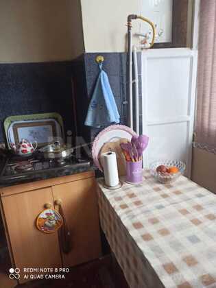 3 otaqlı Köhnə tikili, Həzi Aslanov m., Bakı
