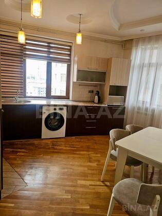 2 otaqlı Yeni tikili, Elmlər Akademiyası m., Bakı