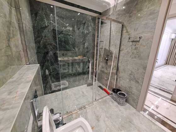 4 otaqlı Yeni tikili, Elmlər Akademiyası m., Bakı