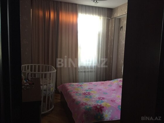3 otaqlı Yeni tikili, Xırdalan