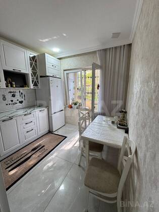 2 otaqlı Köhnə tikili, İnşaatçılar m., Bakı