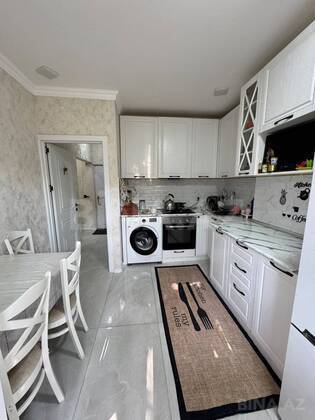 2 otaqlı Köhnə tikili, İnşaatçılar m., Bakı