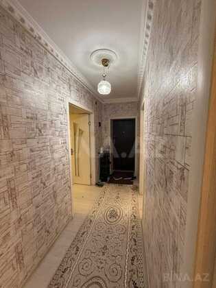 3 otaqlı Köhnə tikili, Bakıxanov q., Bakı