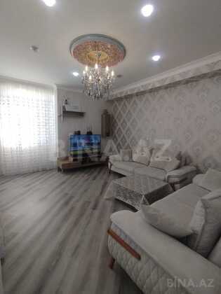 3 otaqlı Yeni tikili, Xırdalan