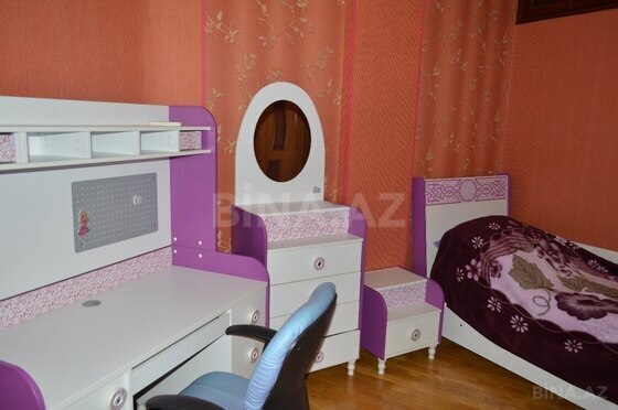 4 otaqlı Yeni tikili, İnşaatçılar m., Bakı