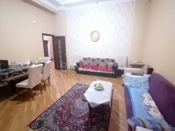 2 otaqlı Yeni tikili, Qara Qarayev m., Bakı
