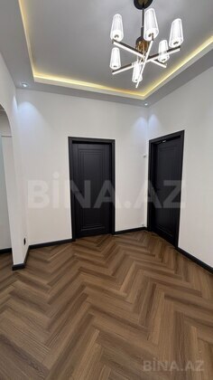 3 otaqlı Yeni tikili, İnşaatçılar m., Bakı