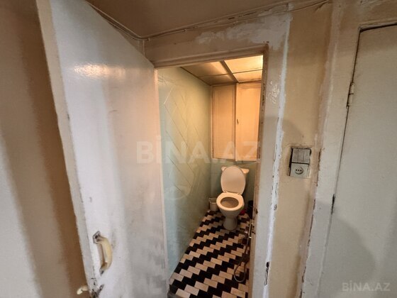 3 otaqlı Köhnə tikili, Qara Qarayev m., Bakı