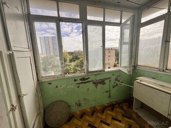 3 otaqlı Köhnə tikili, Qara Qarayev m., Bakı