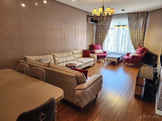 3 otaqlı Yeni tikili, 8 Noyabr m., Bakı