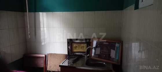 2 otaqlı Köhnə tikili, Neftçilər m., Bakı