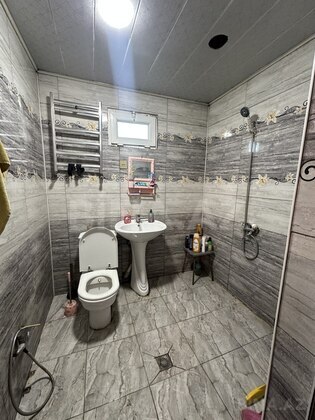 4 otaqlı Həyət evi/Bağ evi, Lökbatan q., Bakı