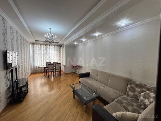 3 otaqlı Yeni tikili, Şah İsmayıl Xətai m., Bakı