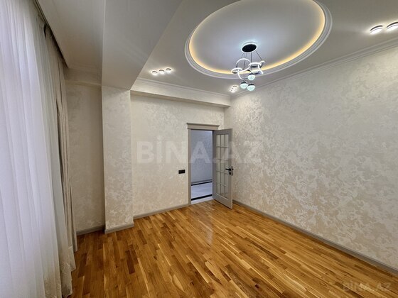3 otaqlı Yeni tikili, Qara Qarayev m., Bakı