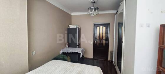 3 otaqlı Köhnə tikili, Yeni Günəşli q., Bakı