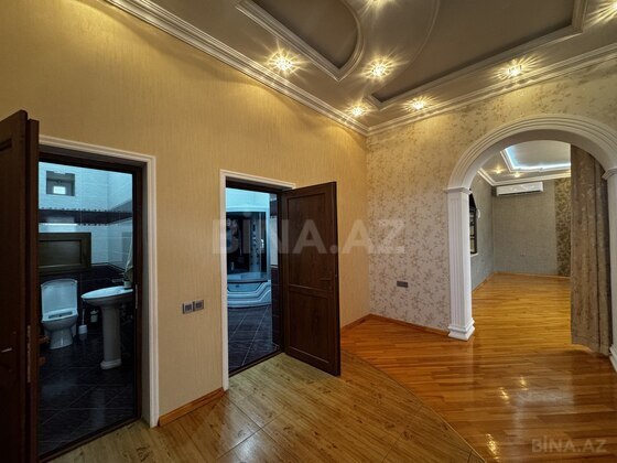 6 otaqlı Həyət evi/Bağ evi, Novxanı q., Bakı