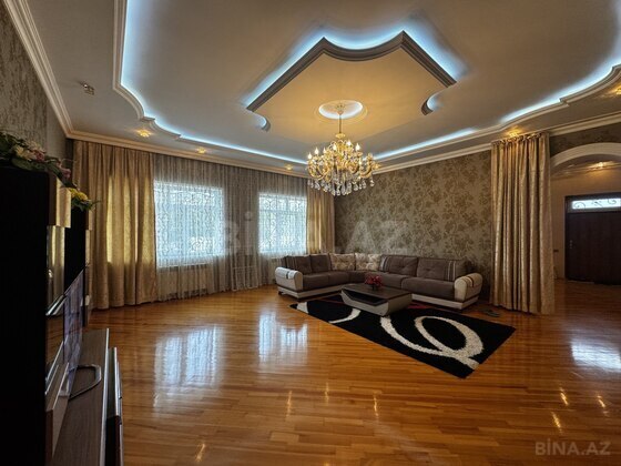 6 otaqlı Həyət evi/Bağ evi, Novxanı q., Bakı