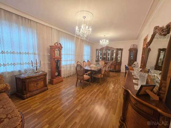 7 otaqlı Həyət evi/Bağ evi, Saray q., Bakı
