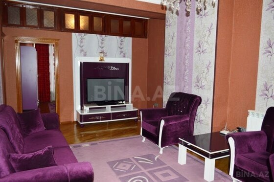 4 otaqlı Yeni tikili, İnşaatçılar m., Bakı