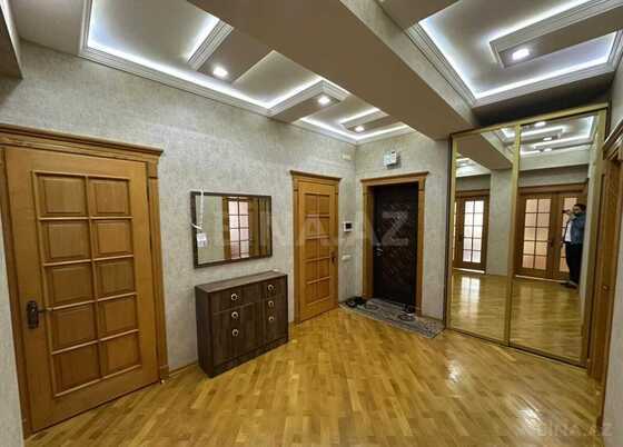 3 otaqlı Yeni tikili, 8 Noyabr m., Bakı