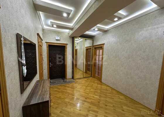 3 otaqlı Yeni tikili, 8 Noyabr m., Bakı