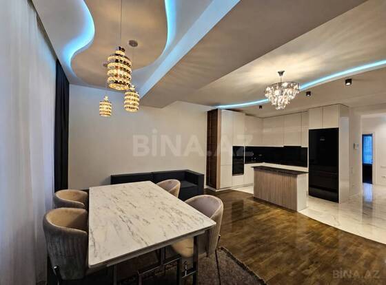 3 otaqlı Yeni tikili, Nizami m., Bakı