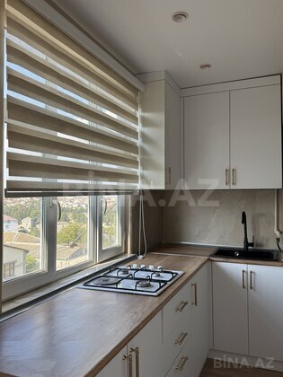 3 otaqlı Köhnə tikili, Bakıxanov q., Bakı