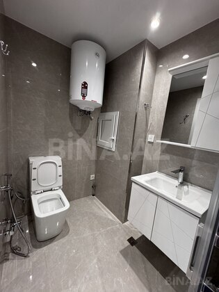3 otaqlı Köhnə tikili, Bakıxanov q., Bakı