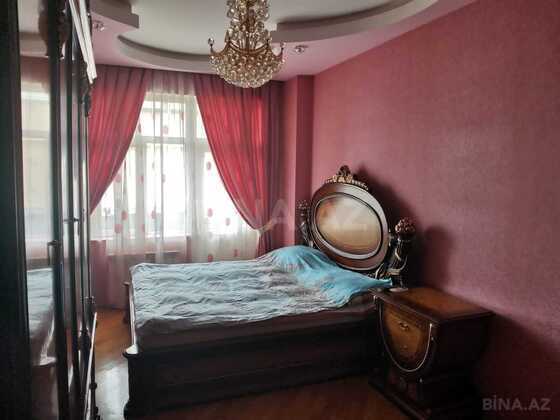 3 otaqlı Yeni tikili, Nizami m., Bakı