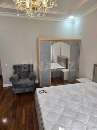 3 otaqlı Köhnə tikili, Sahil m., Bakı