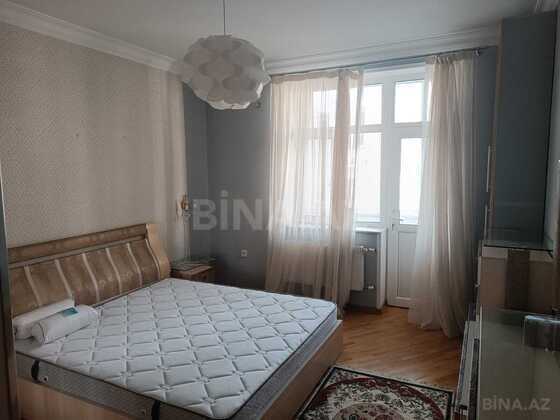 3 otaqlı Yeni tikili, Şah İsmayıl Xətai m., Bakı