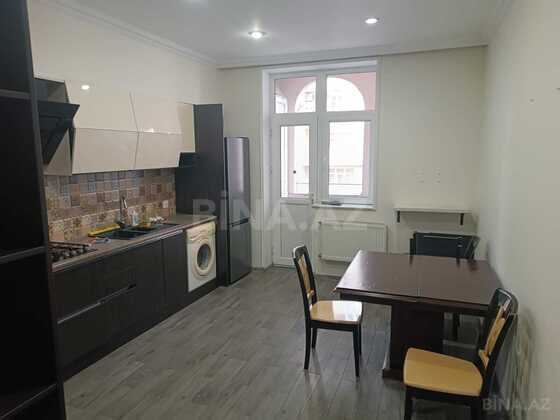 3 otaqlı Yeni tikili, Şah İsmayıl Xətai m., Bakı