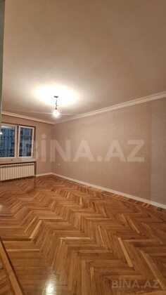 3 otaqlı Köhnə tikili, Nəsimi m., Bakı