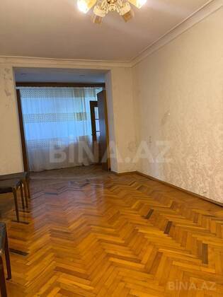 3 otaqlı Köhnə tikili, Yasamal r., Bakı