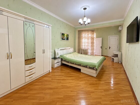 3 otaqlı Yeni tikili, 8 Noyabr m., Bakı