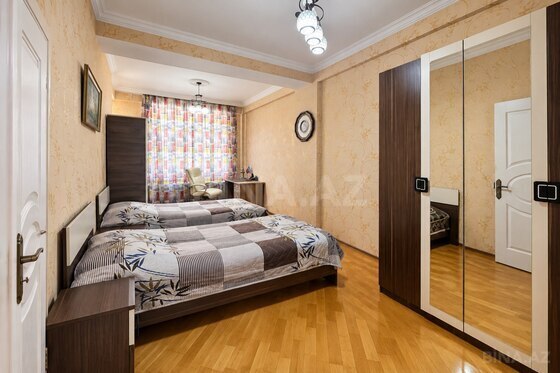 3 otaqlı Yeni tikili, 8 Noyabr m., Bakı