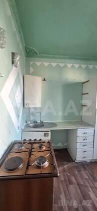 3 otaqlı Köhnə tikili, Qara Qarayev m., Bakı