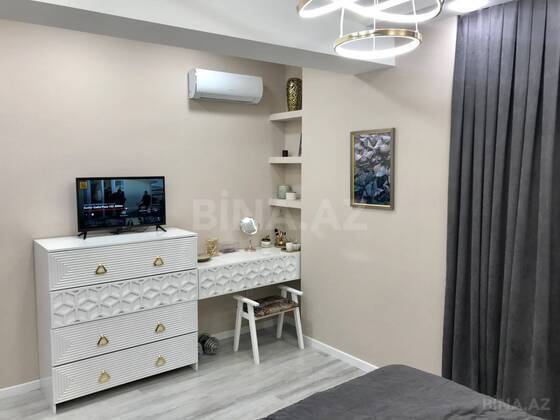 3 otaqlı Yeni tikili, Şah İsmayıl Xətai m., Bakı