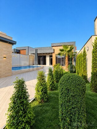 5 otaqlı Həyət evi/Bağ evi, Mərdəkan q., Bakı