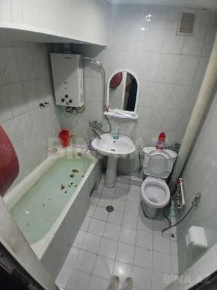 2 otaqlı Köhnə tikili, Neftçilər m., Bakı