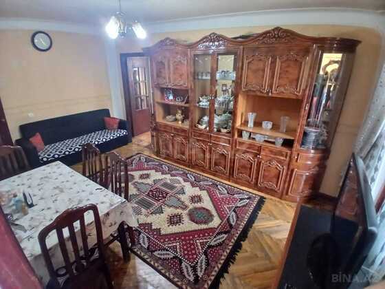2 otaqlı Köhnə tikili, Neftçilər m., Bakı