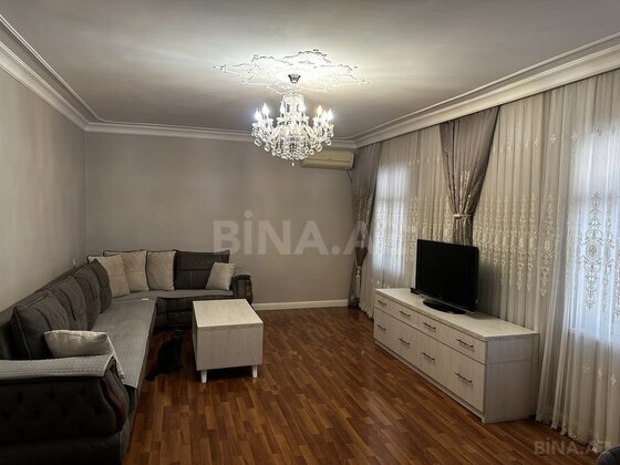3 otaqlı Köhnə tikili, Lökbatan q., Bakı