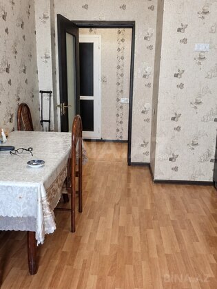 3 otaqlı Yeni tikili, 8 Noyabr m., Bakı